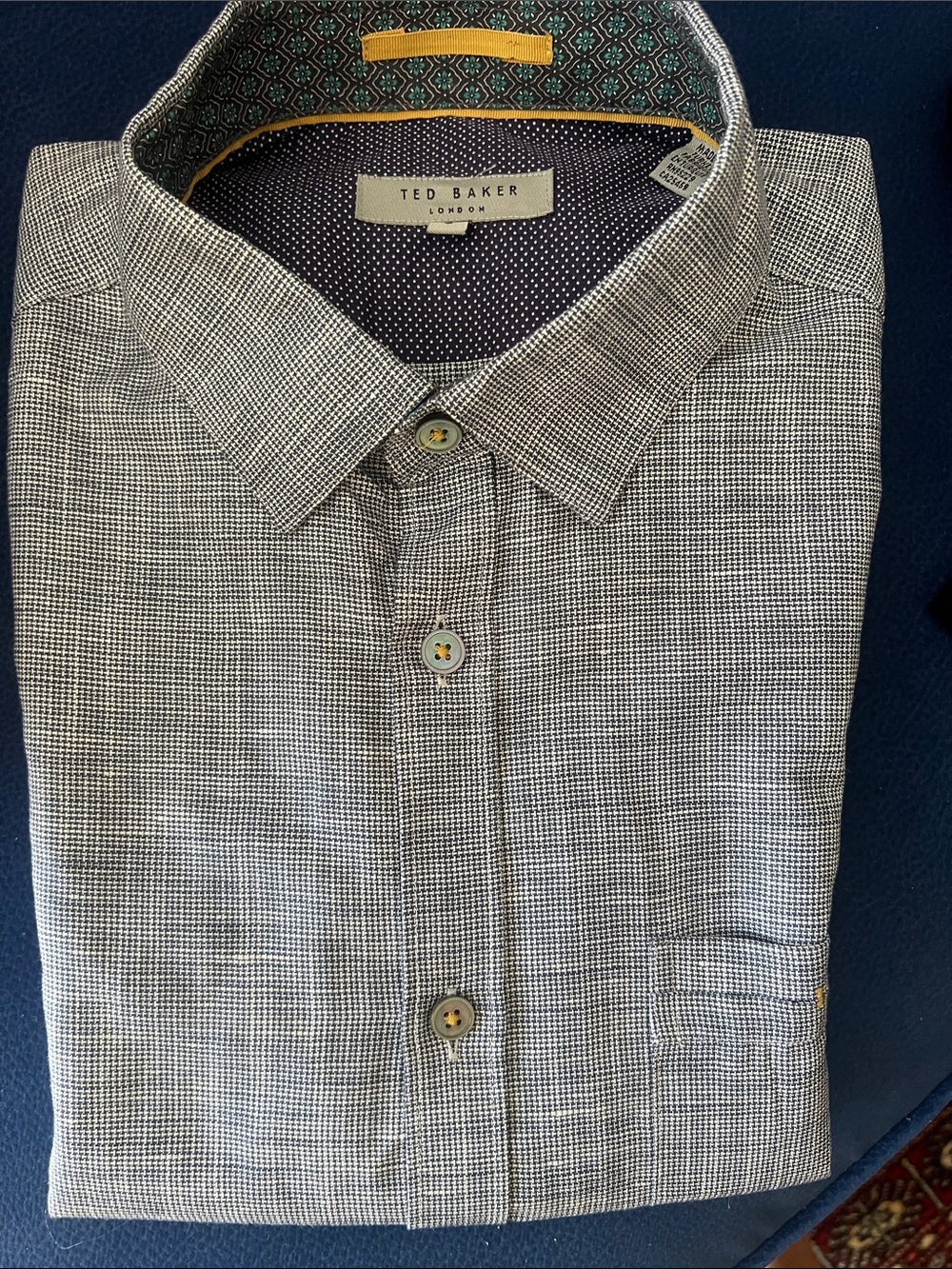 New Ted Baker  linen / cotton Shirt, size 3